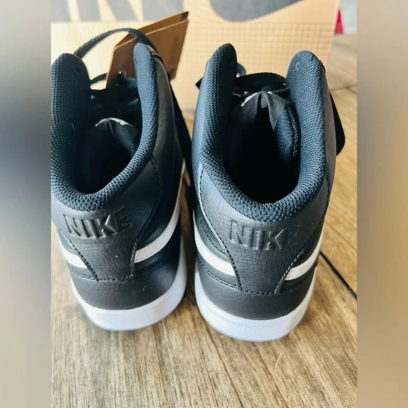 NIB MENS Nike COURT VISION MID NN Basketball Sneakers Black White DN3577 001 - Picture 8 of 8